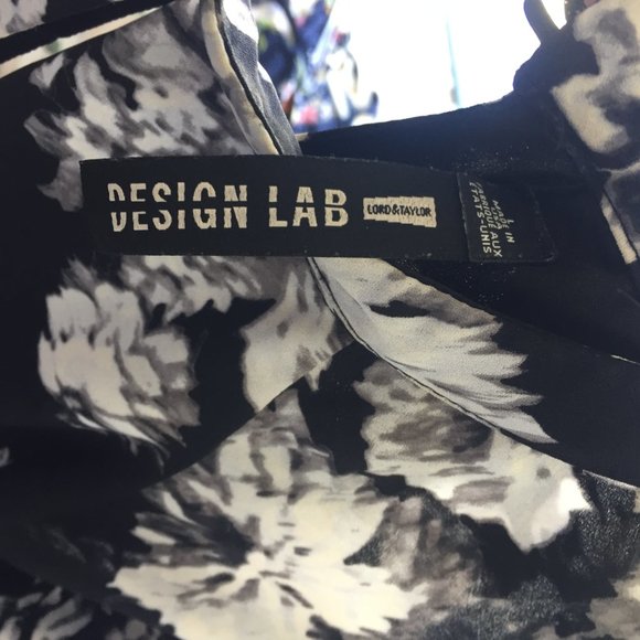 Floral long-sleeve romper - Picture 5 of 5